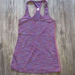 Gently used women’s Lululemon top